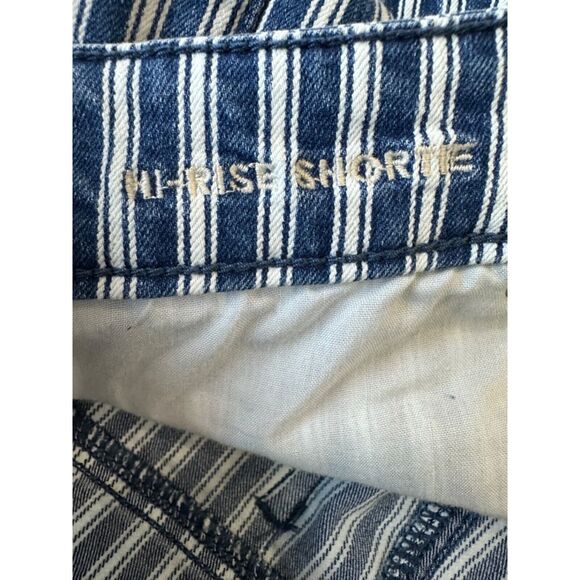 American Eagle Blue Pinstriped High Rise Jean Shortie Festival Size 8 - Picture 5 of 5